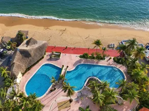 Luxury seaside suite - Image 4