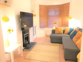 Seaside House with Parking - Image 3