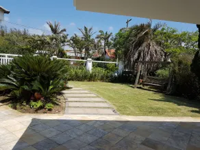 HOUSE with SWIMMING POOL and Wi-Fi, 200 meters from Atlântida Platform. - Image 2