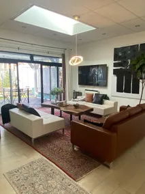 Private 1 bed/1.5 bath in-law suite in a house! - Image 2