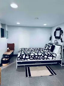 Adorable Private Studio with indoor fireplace - Image 3