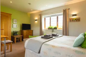 No 2 @Wick House, beautiful self contained stable - Image 2