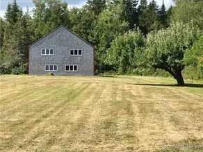 Maine Waterfront Estate Getaway - Image 5