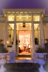 Nile Lodge House, Galway City, Sleeps Up To 10 - Image 3