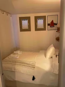 Apartment 100 m from the beach. Village center - Image 4
