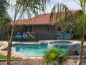 Desert Oasis w/Pool & outdoor living -Sleeps 10 - Image 3