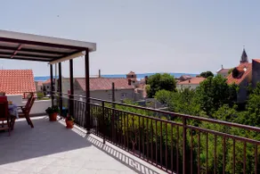 Apartamento de 1 dormitorio Adrijana con un gran balcón y vistas a la ciudad. - Image 4