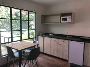 Bonito Loft with garden - Image 2
