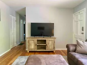 Remodeled Home - Near Faurot Field! - Image 5