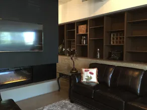 Grape & Wine - Two Bedroom Luxury Suite - Image 4