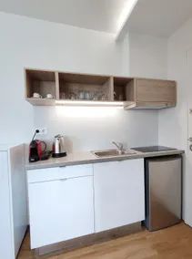 Verde Apartments - Studio 303 - Image 2