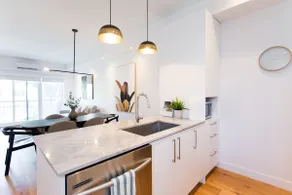 Little Italy Spacious 2 Bedroom Condo Free Parking - Image 3