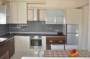 Beautiful house with garden in Rhodes - Image 3