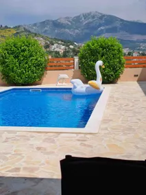 TOP! Apartment with private pool near Split - Image 5