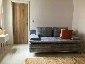 Modern old town apartment with balcony - Image 2