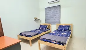 Muar Homestay#4 guests#ComfortSuite# - Image 4