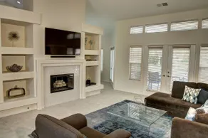 LARGE, PRIVATE Yard & Heated Pool • Peloton Bike - Image 5