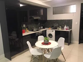 Apartment 27 - Image 3