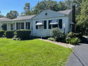 PSU Spacious Home. Free Parking, WiFi, Back Yard. - Image 2