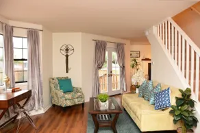 Sonoma Hideaway 3BD 2,5 BATH, Beautiful Patio and Garden - Image 2