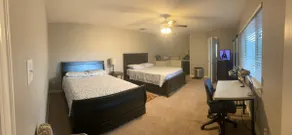 Charming Studio Apartment - Image 5