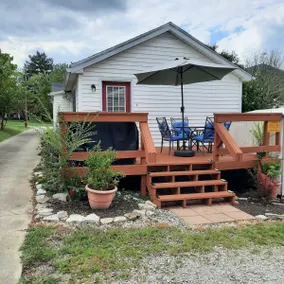 CLEAN! 2 Bed/2 Bath/Game Room - Image 2