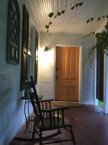 Super Clean Charming Home, No Smoking or Pets - Image 3