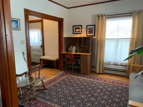 Odie's Cute 1 Bedroom Apartment - Image 5