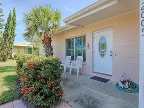 Indian Rocks Beach 2BR I Walk to Ocean + Cafes - Image 2