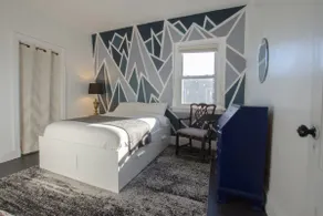 Artsy 2 bedroom apartment in the Armory District - Image 4