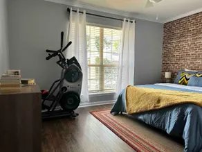 Cozy & Spacious 2B/2B Condo - Image 3