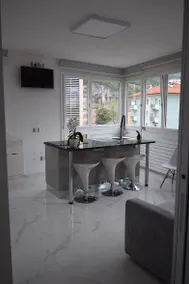 Uni Apart - Image 5