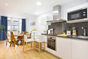 Sans Souci Quality Apartments - Image 2