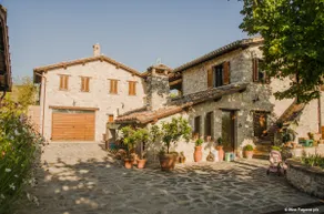 Umbrian Holiday on the enchanting hills of Todi! - Image 2