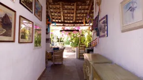 Lila's Rose Garden Cottage - Image 2