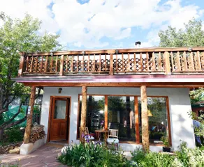 Charming Lodge w Jacuzzi, Walk to Arroyo Seco - Image 2