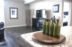 Midtown King 1BR • Walkable • Near FIFA - Image 4