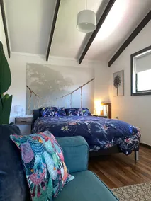 Top Of The Town Spa Retreat - Image 2