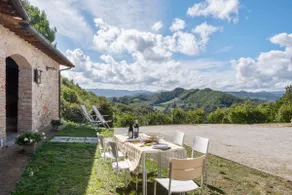 Authentic Marche Hideaway - Image 4