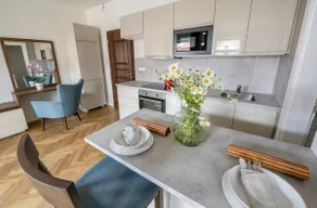 Letna 2 bedrooms apartment 82m2. Netflix TV - Image 5