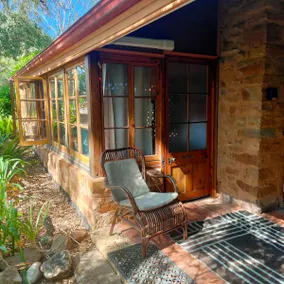 The Cottage @Bluey Blundstones - Image 3