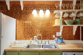 Port City Cottage - Image 2