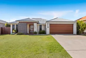 Gabbinbar 7 bedroom family home, - Image 4