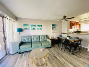 2 bedroom Waikiki condo FREE parking 4beds - Image 2