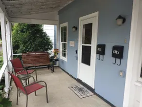 Charming & spacious 1st floor in the heart of town - Image 4