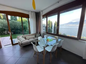 Three-room apart. with lake view, garden, parking - Image 5