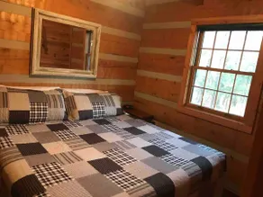 Wolf Cub Cabin with Private Hot Tub! - Image 3