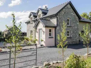 Charming Historic Stone Cottage - Image 3