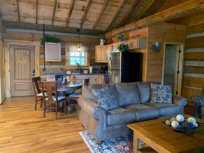 Stoney Creek - Sit back and unwind - Image 4