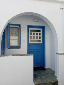 Cozy Studio in Beautiful Apollonas Beach Naxos - Image 2